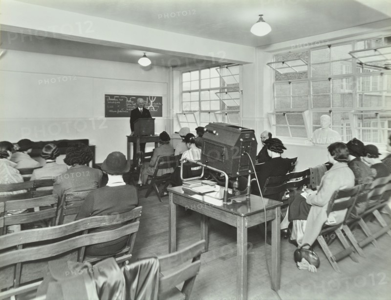 Lecture in progress, City Literary Institute, London, 1939. Artist: Unknown.