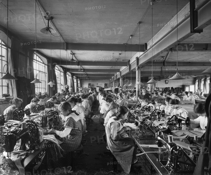 Hampton & Sons Ltd munition works, 43 Belvedere Road, Lambeth, London, July 1916