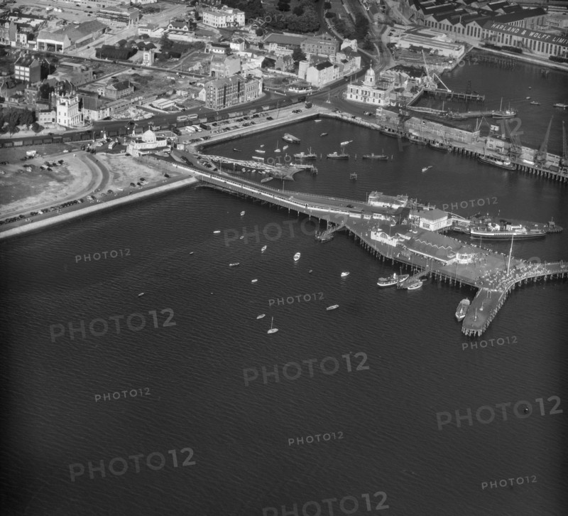 Royal Pier, Southampton, Hampshire, 1957