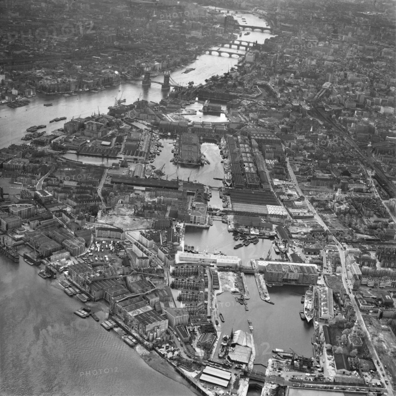 Shadwell Basin, Wapping, Tower Hamlets, London, 1963
