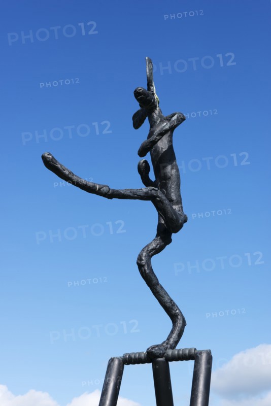The Cricketer', sculpture by Barry Flanagan, Jesus College, Cambridge, Cambridgeshire, 2015