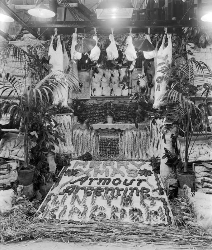 Smithfield Meat Market, London, December 1926