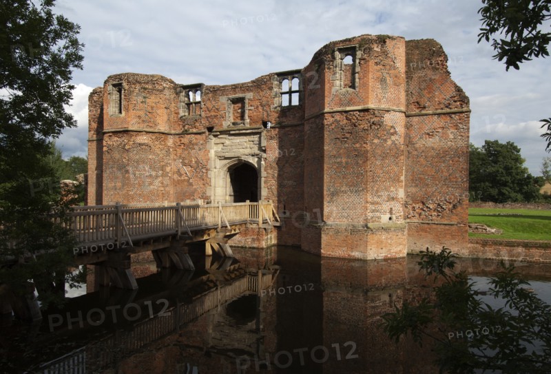 Gatehouse and approach bridge, Kirby Muxloe Castle, Leicestershire, 2006