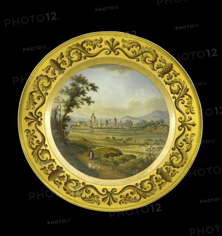 Dessert plate depicting the battlefield of Vitoria, Spain, 1810s