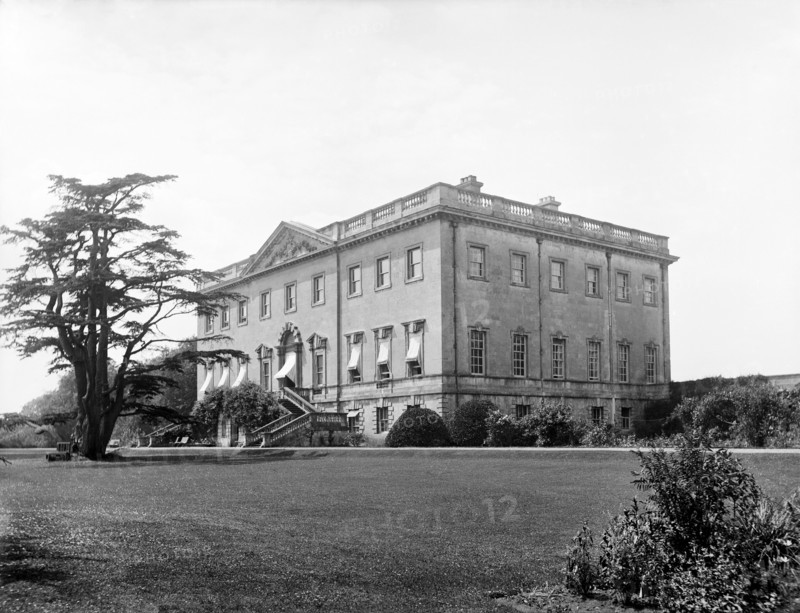 Kirtlington Park, Kirtlington, Oxfordshire, c1860-c1922
