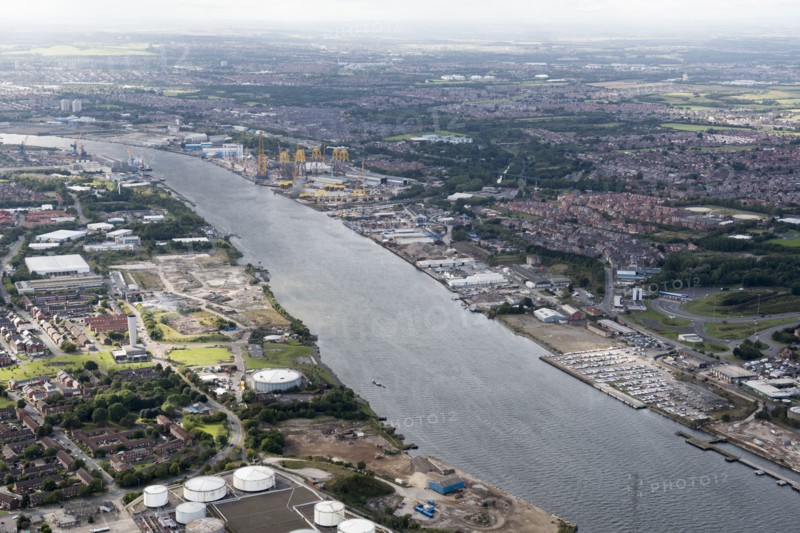Looking west along the River Tyne, Tyne and Wear, 2017