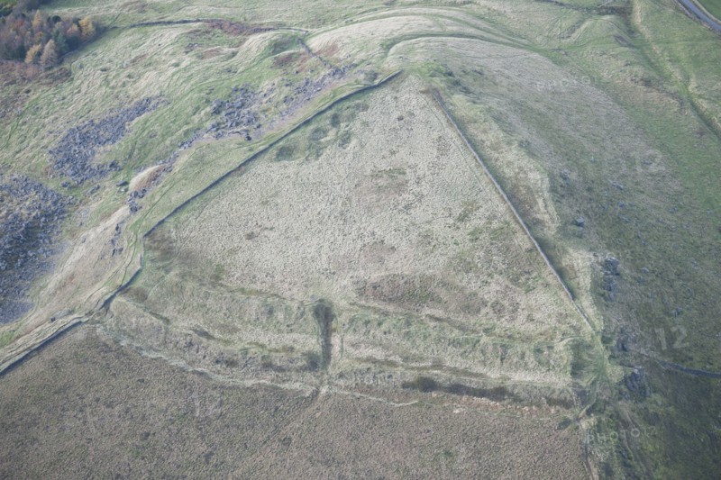 Promontory fort on Combs Edge, Derbyshire, 2013