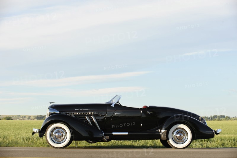 Auburn 852 SC Speedster 1936. Artist: Simon Clay.