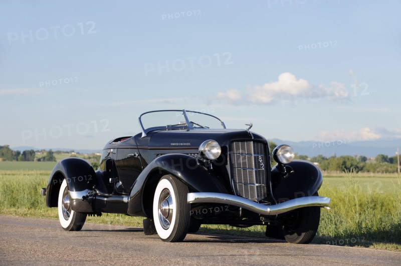 Auburn 852 SC Speedster 1936. Artist: Simon Clay.