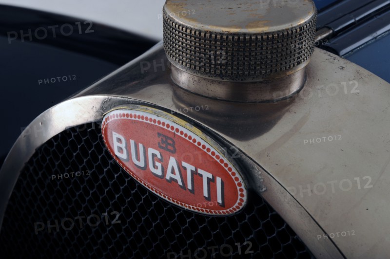 Bugatti type 55 1932. Artist: Simon Clay.