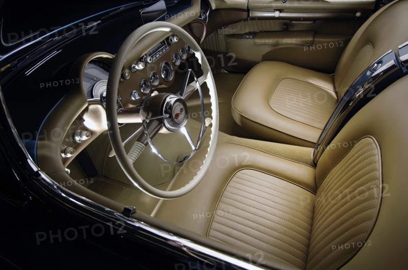 Chevrolet Corvette 1954 . Artist: Simon Clay.