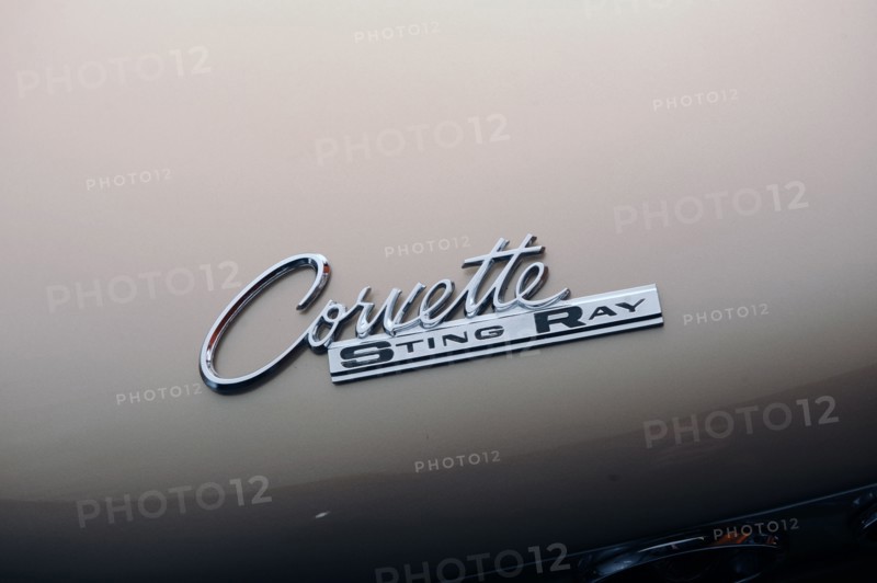 Chevrolet Corvette Stingray convertible 1964. Artist: Simon Clay.