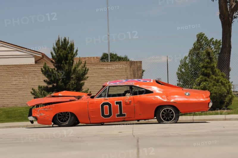 Dukes of Hazzard crashed. Artist: Simon Clay.