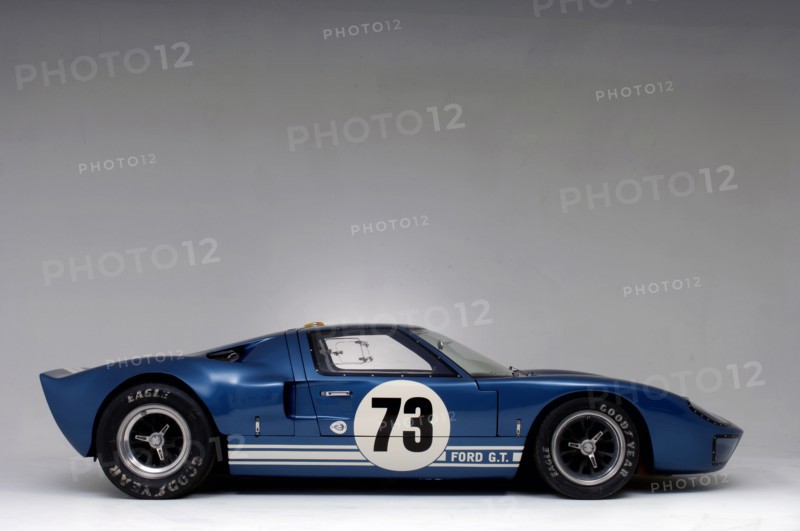 Ford GT40 Daytona prototype 1965. Artist: Simon Clay.