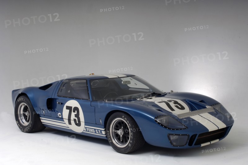 Ford GT40 Daytona prototype 1965. Artist: Simon Clay.