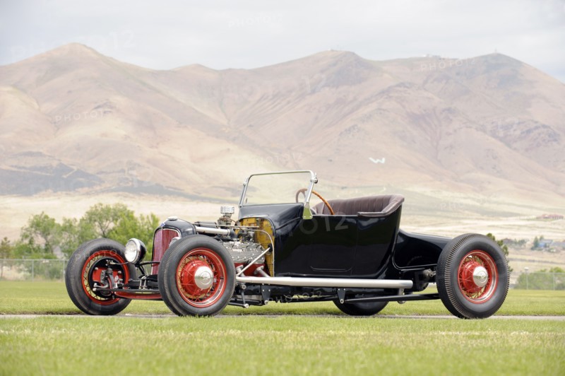 Ford racer 1925. Artist: Simon Clay.