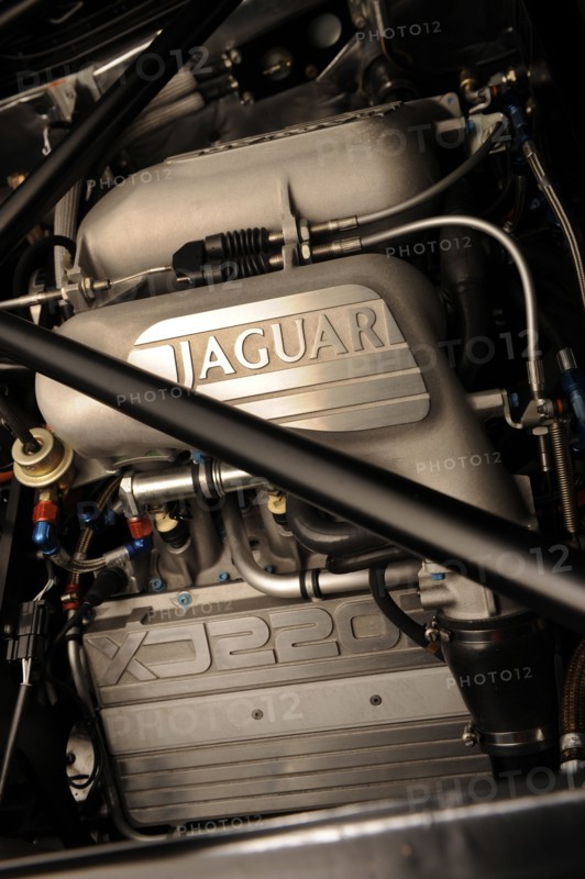 Jaguar XJ220R 1993. Artist: Simon Clay.