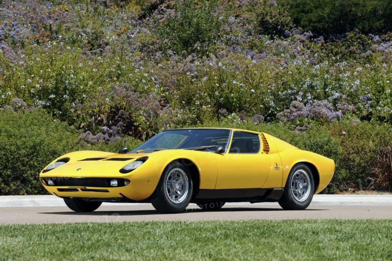 Lamborghini Miura p400s 1970 . Artist: Simon Clay.