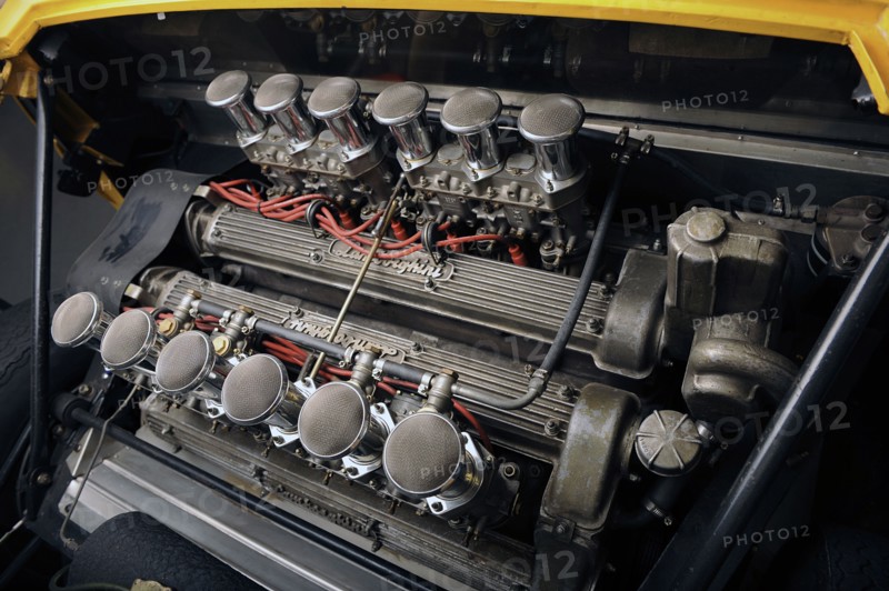 Lamborghini Miura p400s 1970 . Artist: Simon Clay.