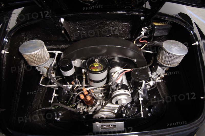 1956 Porsche Spyder - James Dean replica. Artist: Simon Clay.