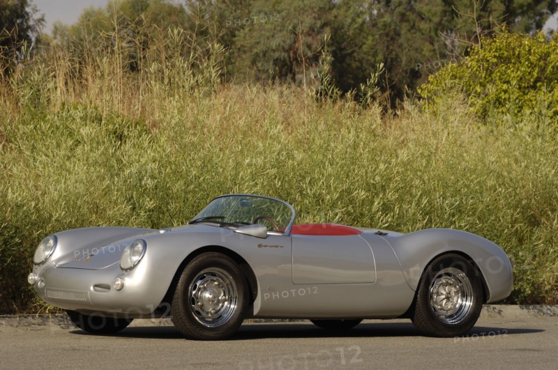 1956 Porsche Spyder - James Dean replica. Artist: Simon Clay.