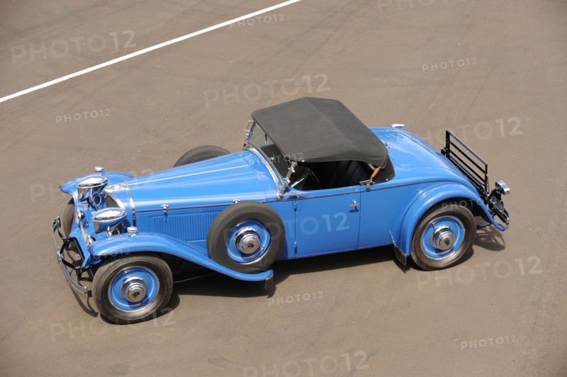 Ruxton model c roadster 1932. Artist: Simon Clay.