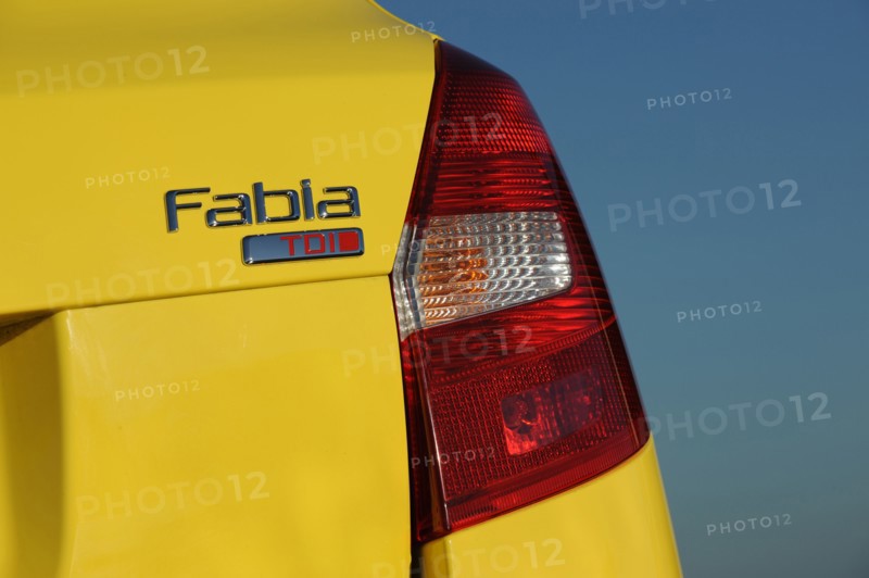 SKODA Fabia 2007. Artist: Simon Clay.