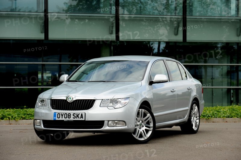 Skoda SUPERB 2008. Artist: Simon Clay.