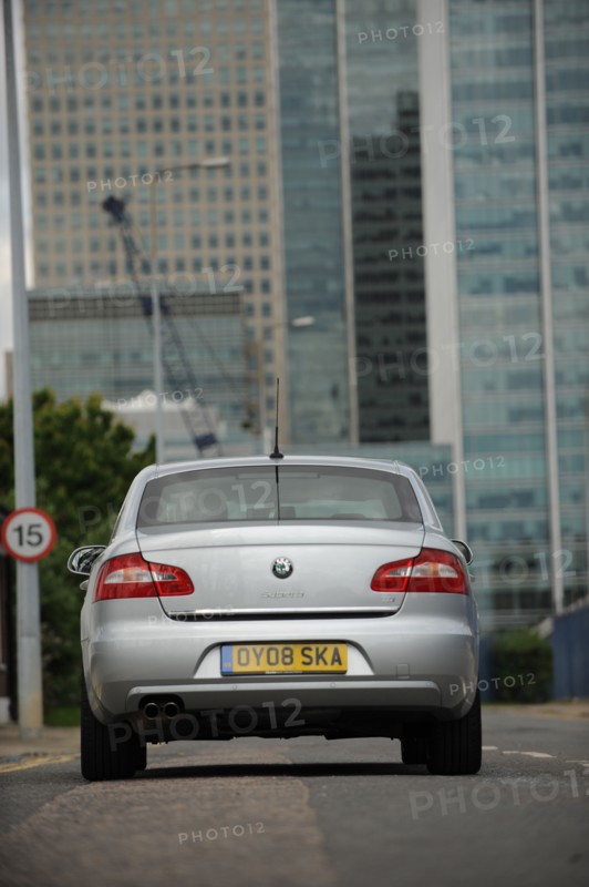 Skoda SUPERB 2008. Artist: Simon Clay.