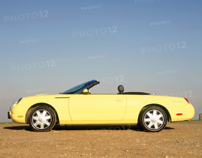 2003 Ford Thunderbird convertible. Artist: Unknown.