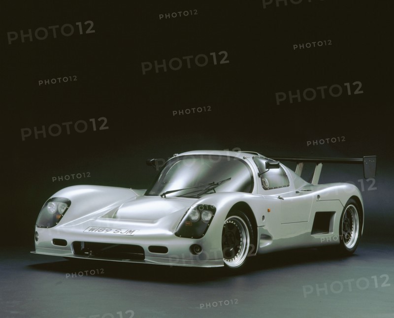 2000 Ultima Sports V8. Artist: Unknown.