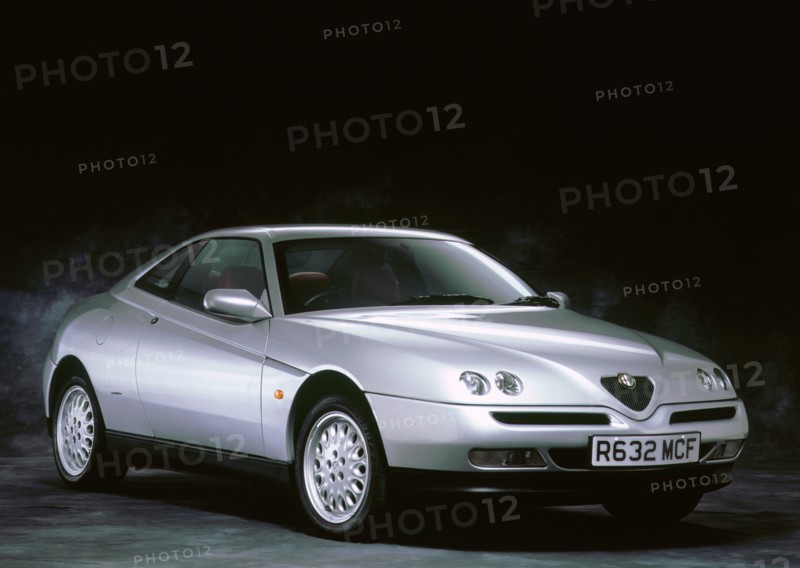 1998 Alfa Romeo GTV twin spark. Artist: Unknown.