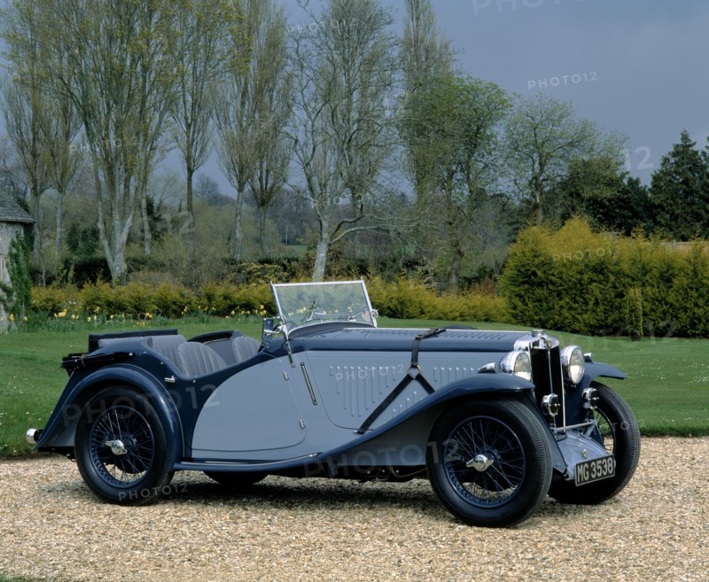 1934 MG NA Magnette. Artist: Unknown.