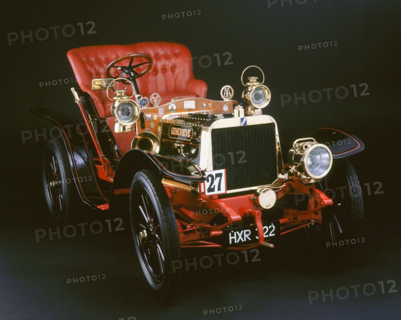 1904 Darracq Genevieve. Artist: Unknown.