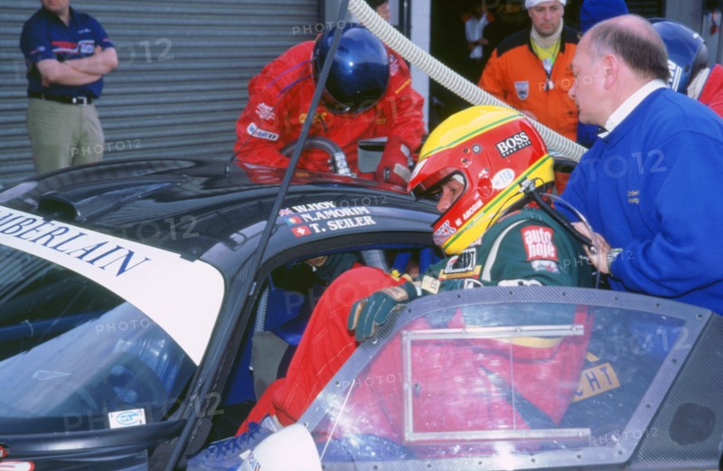 1999 Chrysler Viper GT-SR FIA GT Silverstone 500. Artist: Unknown.