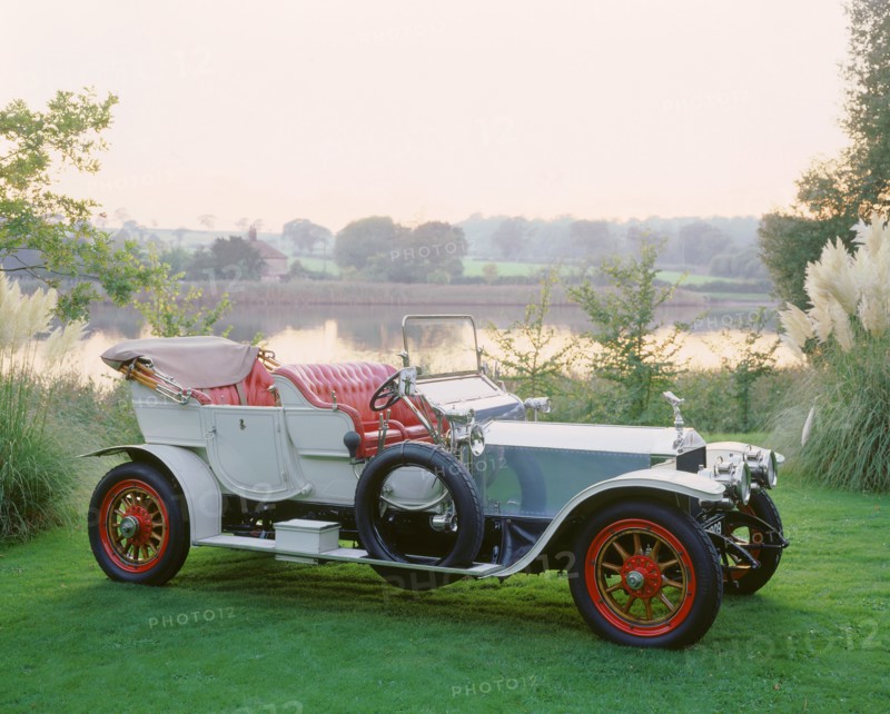 1909 Rolls Royce Silver Ghost. Artist: Unknown.