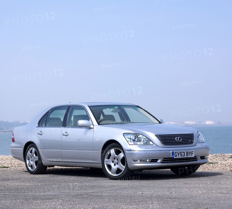 2004 Lexus LS430. Artist: Unknown.