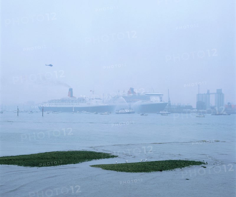 Queen Mary II with Queen Elizabeth II, Southampton, May 2004. Artist: Unknown.