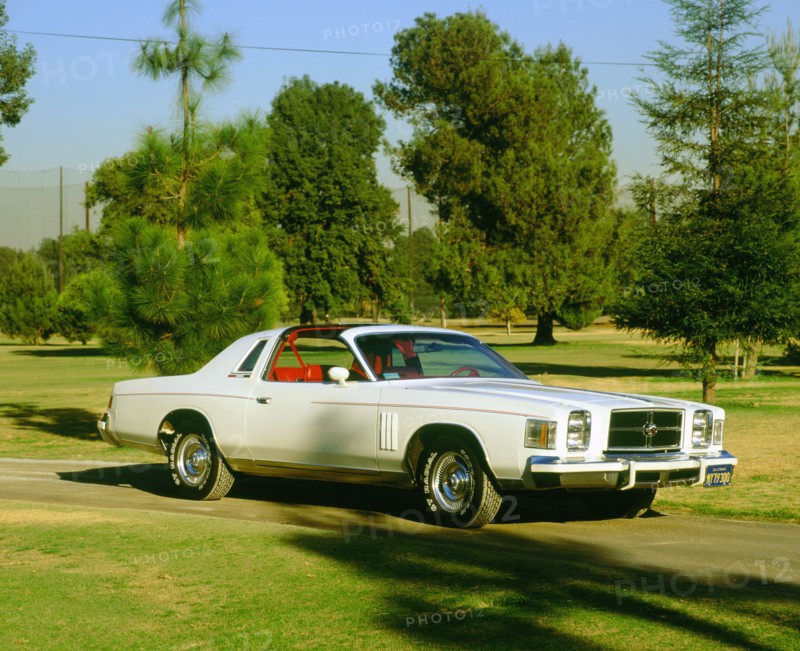 1979 Chrystler Cordoba 300 SE. Artist: Unknown.
