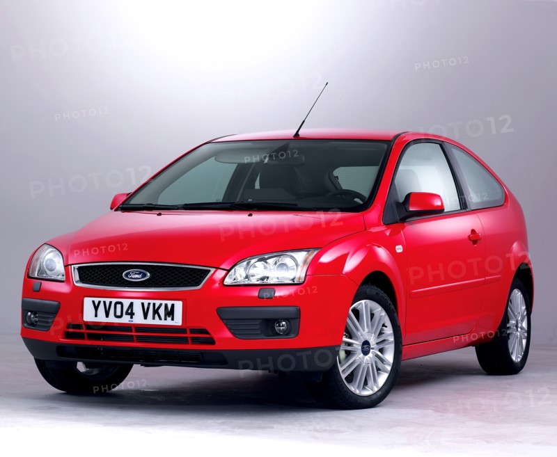 2004 Ford Focus. Artist: Unknown.