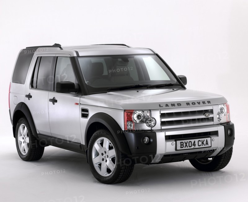 2004 Landrover Discovery. Artist: Unknown.