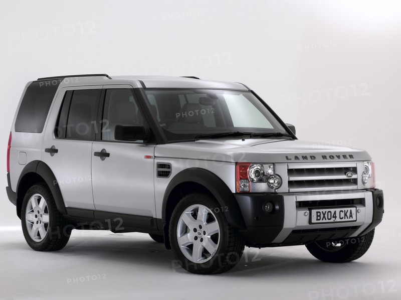 2004 Landrover Discovery. Artist: Unknown.