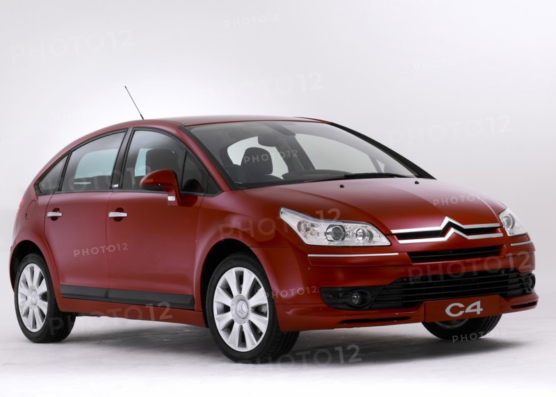 2004 Citroen C4. Artist: Unknown.
