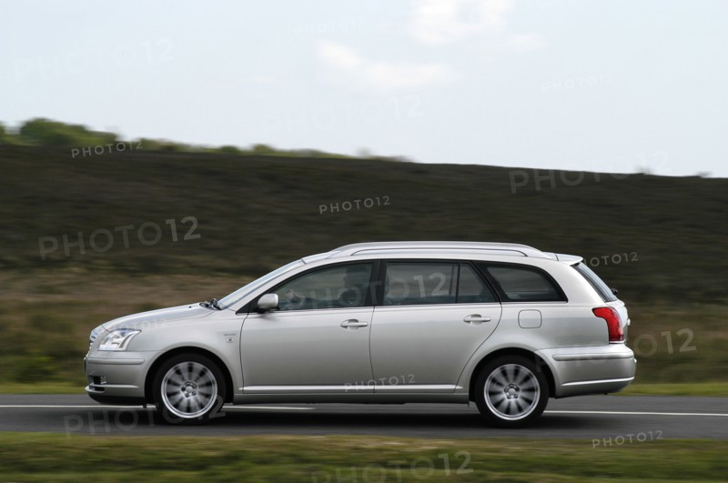 2004 Toyota Avensis Estate Artist: Unknown.
