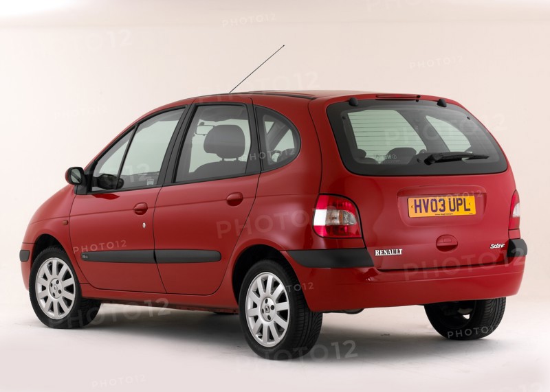2003 Renault Scenic Artist: Unknown.