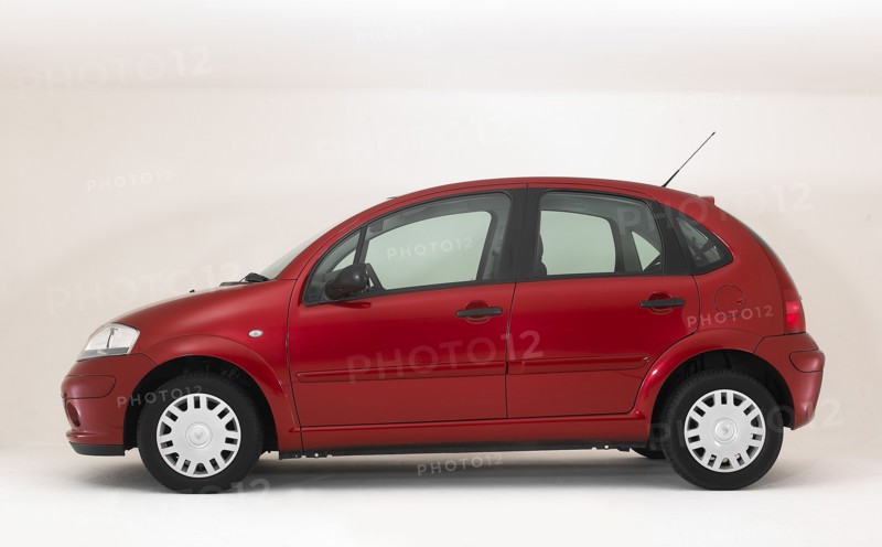 2005 Citroen C3 Artist: Unknown.