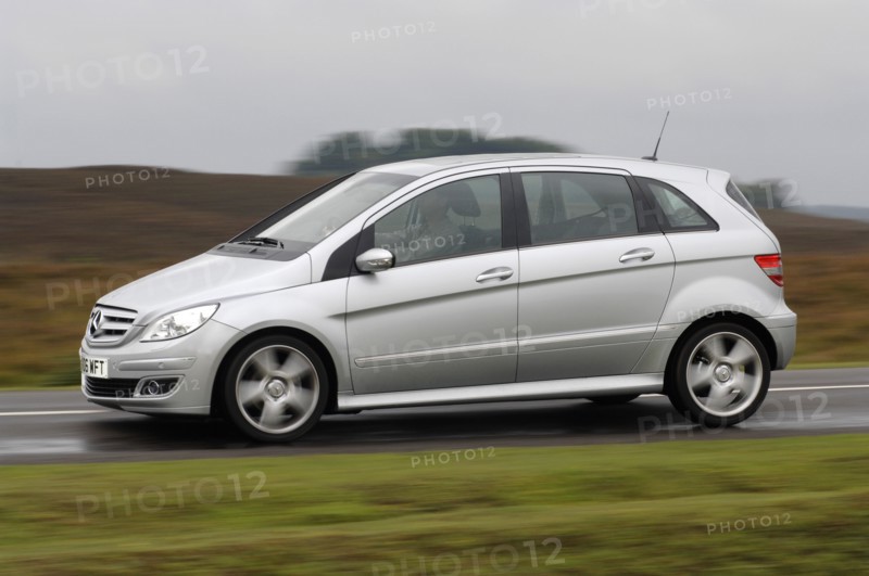 2006 Mercedes Benz B200 Turbo Artist: Unknown.