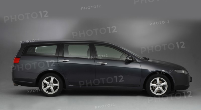 2003 Honda Accord Tourer i-vtec Artist: Unknown.