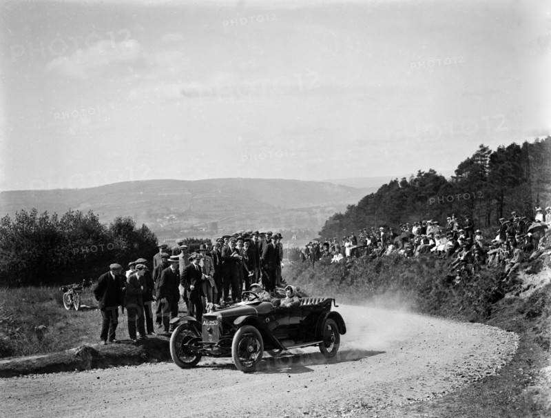 Sunbeam competing in the Caerphilly Hillclimb, Wales, 25 June 1914.   Artist: Bill Brunell.