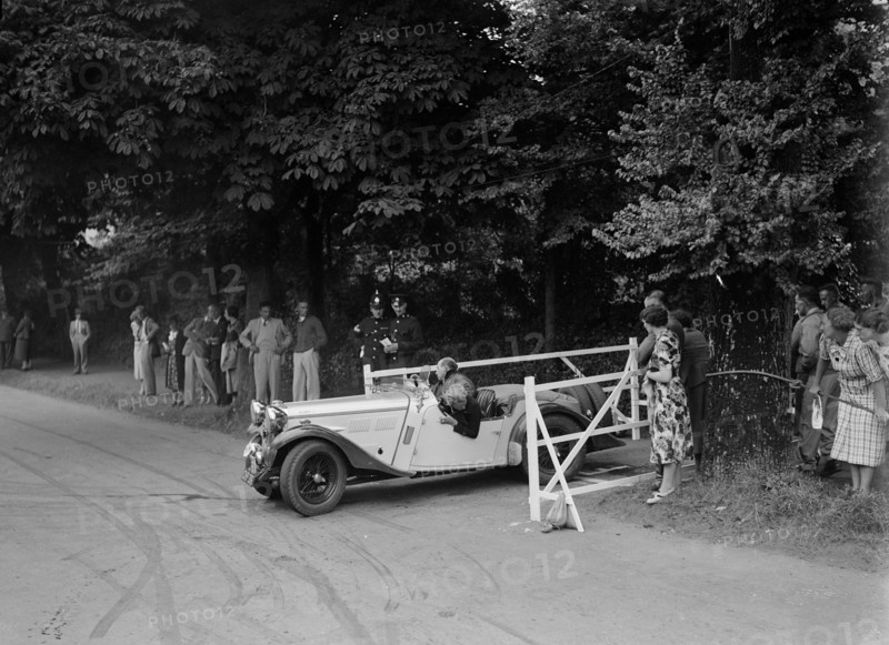 DE Harris' Singer B37, winner of a silver award at the MCC Torquay Rally, July 1937. Artist: Bill Brunell.
